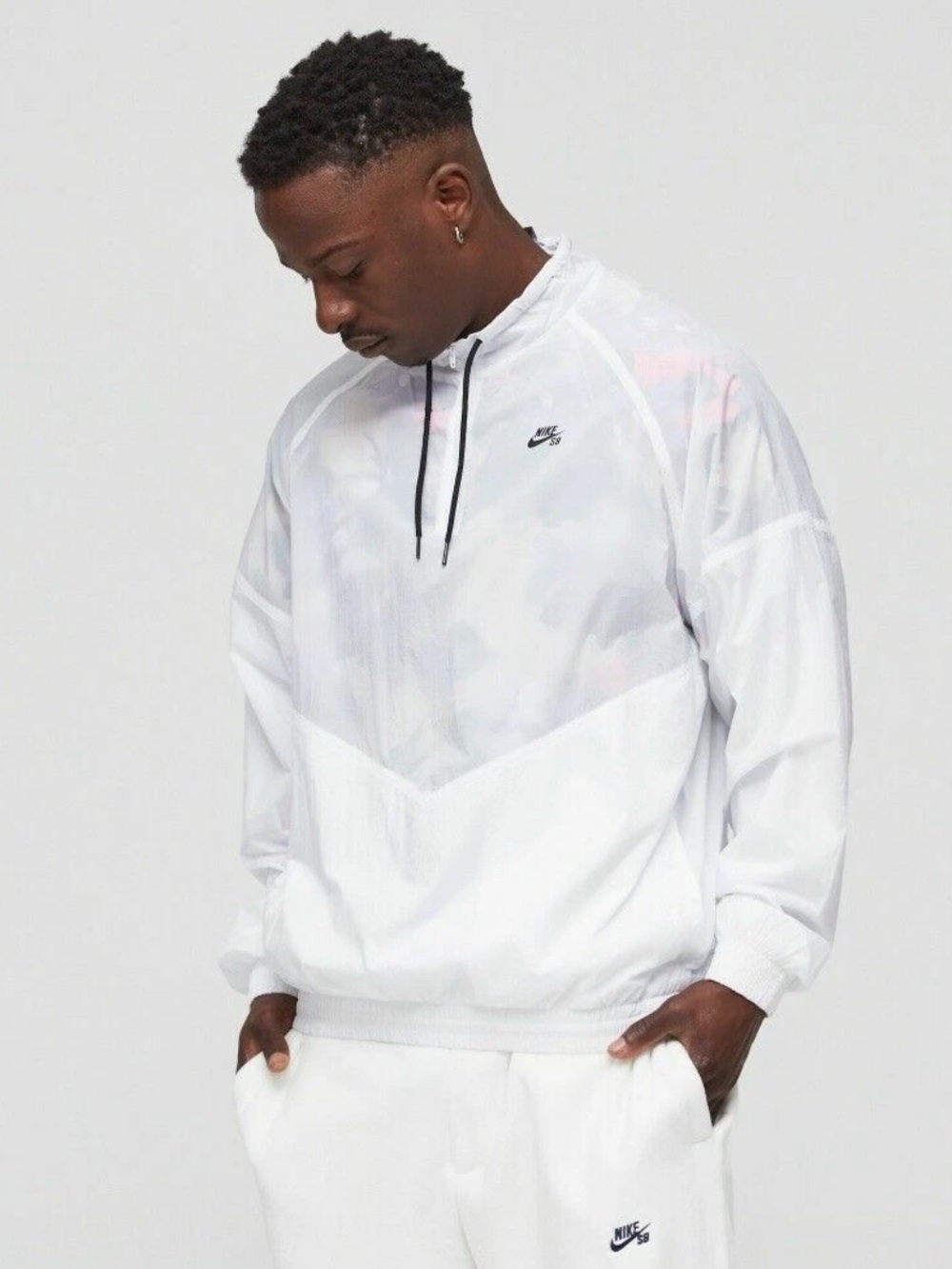 Nike Unisex SB Windbreaker Lightweight Jacket Art Visual XL Zip-Front Pullover